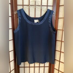Neiman Marcus 100% pure silk tank size L.